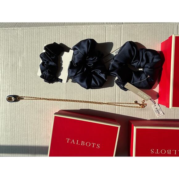 4/ $38 !NWT Talbots Womens Jewelry Necklace &3 Silk Scrunchie Pony Ties W/BOX main image 4